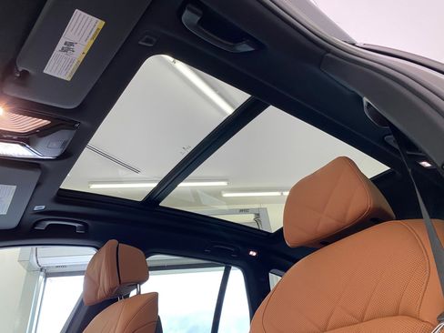 New 2026 BMW X5 xDrive50e w/ Climate Comfort Package image 15