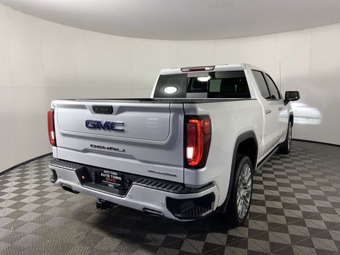 Used 2022 GMC Sierra 1500 Denali w/ Denali Premium Package image 3