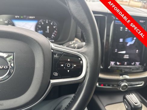 Used 2021 Volvo XC60 T5 Inscription w/ Advanced Package image 22