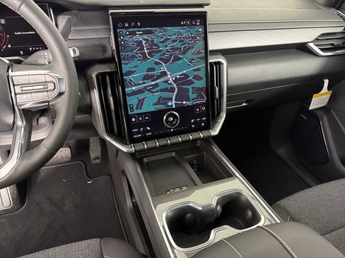 New 2026 GMC Acadia Elevation image 58