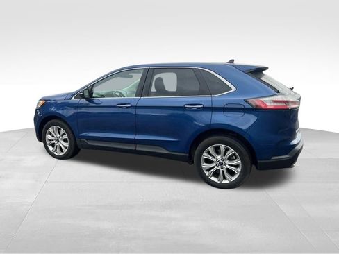 Used 2022 Ford Edge Titanium image 4