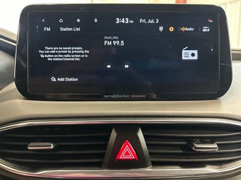Used 2023 Hyundai Santa Fe SEL w/ Premium Package AWD/4WD image 30