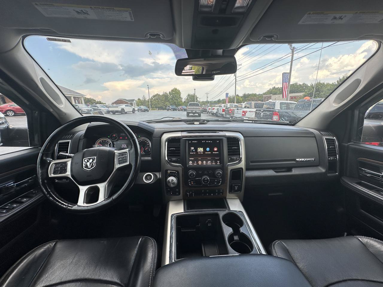 Used 2014 RAM 1500 Laramie w/ Trailer Tow Group AWD/4WD image 10