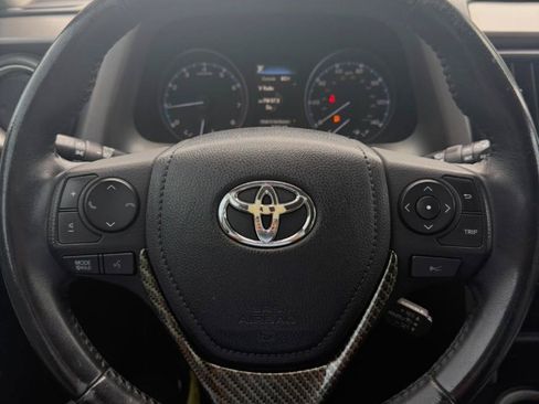 Used 2017 Toyota RAV4 XLE FWD image 15