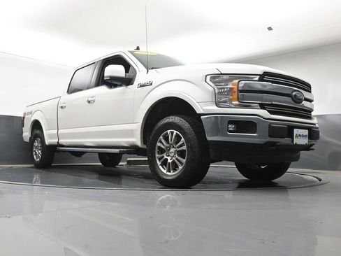 Used 2019 Ford F150 Lariat w/ Max Trailer Tow Package image 24