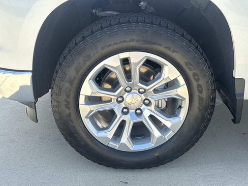 Used 2024 Chevrolet Silverado 1500 LTZ w/ LTZ Convenience Package II AWD/4WD image 4