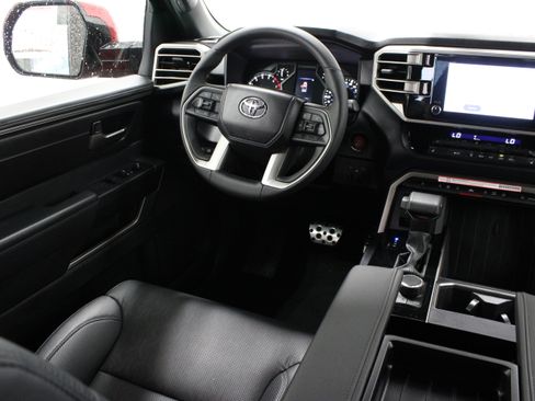 Used 2025 Toyota Tundra SR5 AWD/4WD image 33