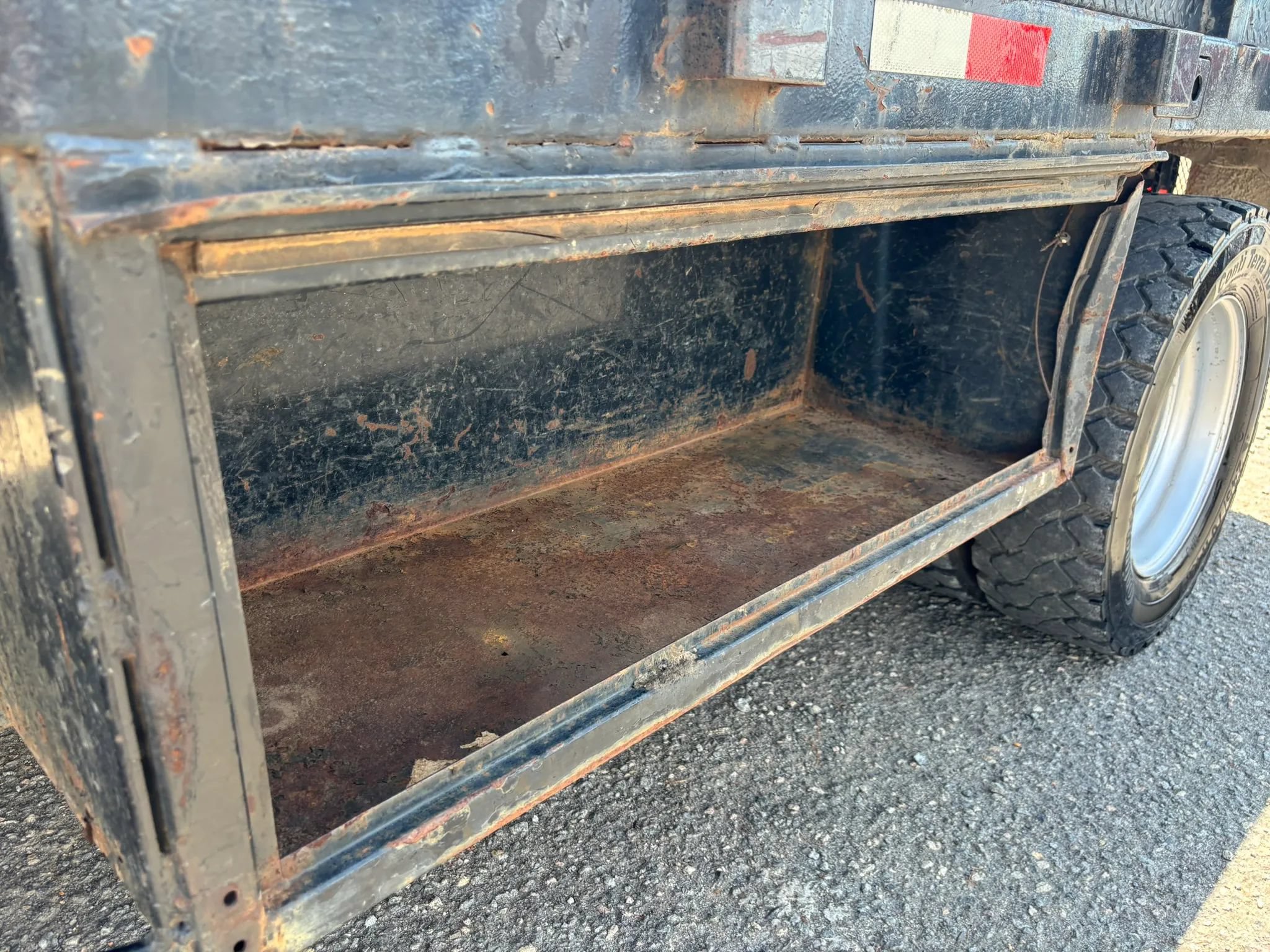 Used 2019 Ford F550 4x4 Regular Cab Super Duty image 16