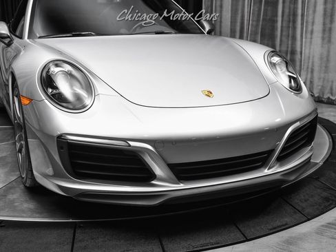 Used 2019 Porsche 911 Carrera T RWD image 46