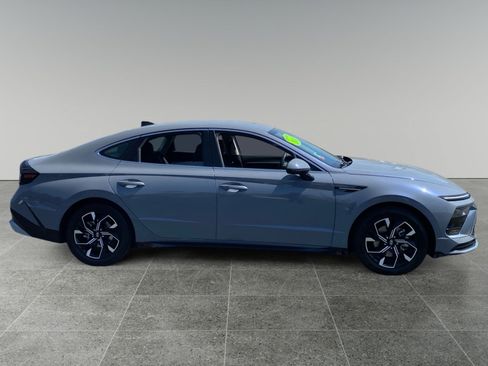 Used 2024 Hyundai Sonata SEL FWD image 6