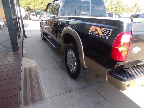 Used 2012 Ford F250 King Ranch w/ King Ranch w/Chrome Pkg image 7