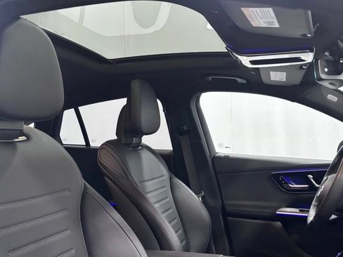 Certified 2025 Mercedes-Benz GLC 300 4MATIC image 19