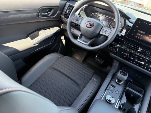 New 2026 Nissan Pathfinder Rock Creek w/ Rock Creek Premium Package AWD/4WD image 15