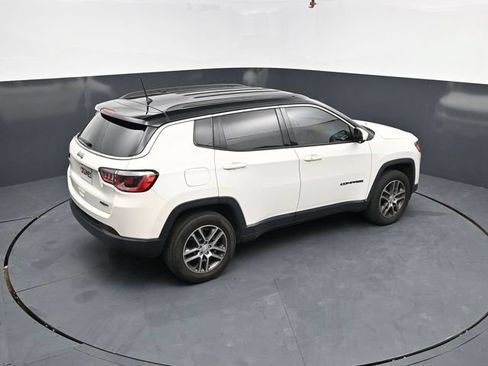 Used 2018 Jeep Compass Latitude w/ Cold Weather Group AWD/4WD image 47