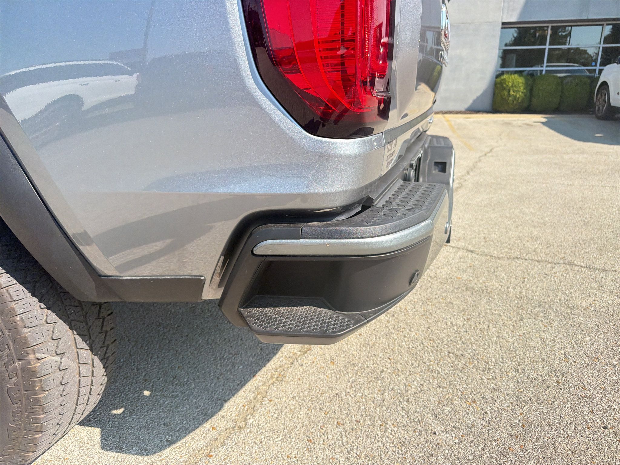 Used 2024 GMC Canyon AT4 w/ AT4 Premium Package AWD/4WD image 22