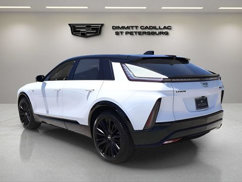 New 2026 Cadillac Lyriq Sport w/ LPO, ONYX Package AWD/4WD image 3