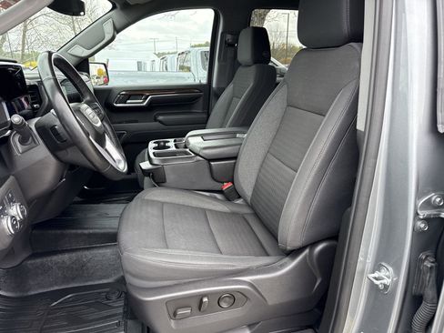 Used 2024 GMC Sierra 1500 Elevation AWD/4WD image 12
