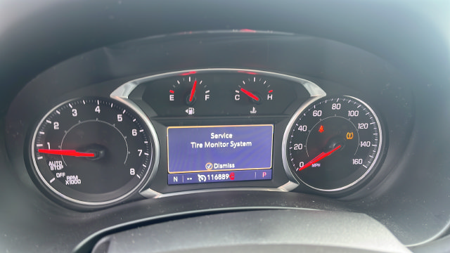 Used 2019 GMC Terrain SLE w/ Driver Convenience Package FWD image 12