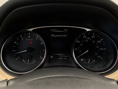 Used 2016 Nissan Rogue S FWD image 9