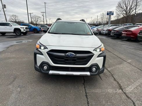 Used 2024 Subaru Outback Limited image 2