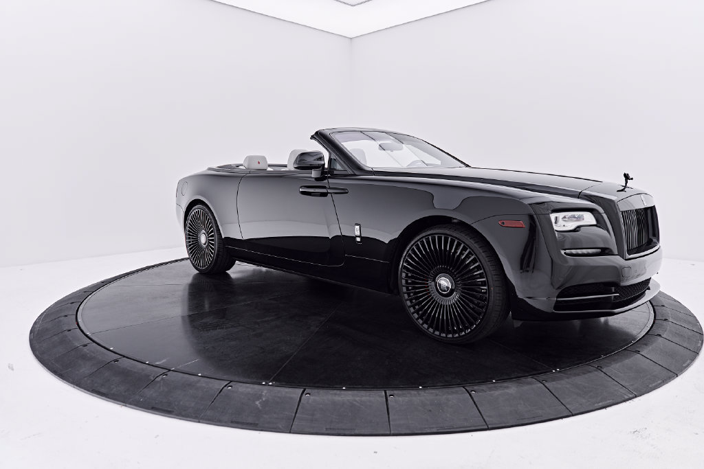 Used 2019 Rolls-Royce Dawn RWD image 19