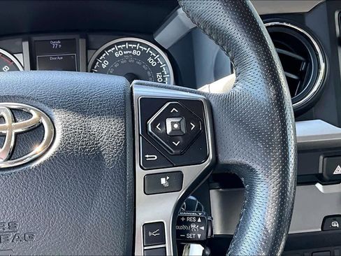 Used 2019 Toyota Tacoma SR5 image 24