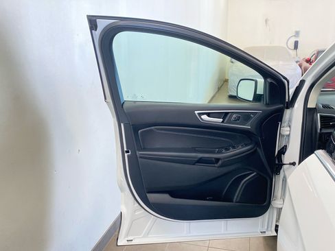 Used 2024 Ford Edge Titanium w/ Equipment Group 301A AWD/4WD image 15