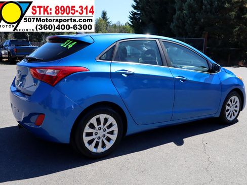 Used 2017 Hyundai Elantra GT image 7