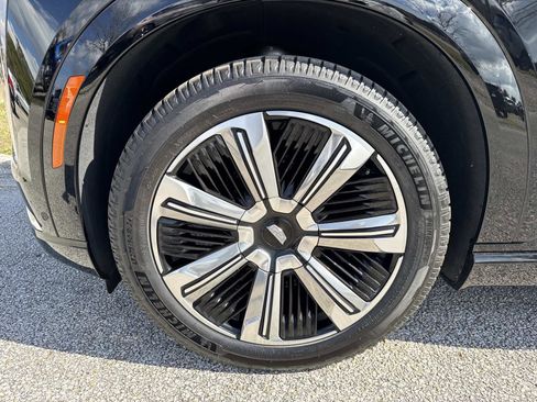 New 2025 Cadillac Escalade IQ Luxury 2 image 10