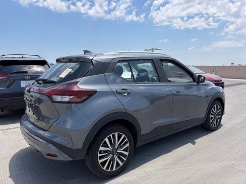 Used 2024 Nissan Kicks SV FWD image 2
