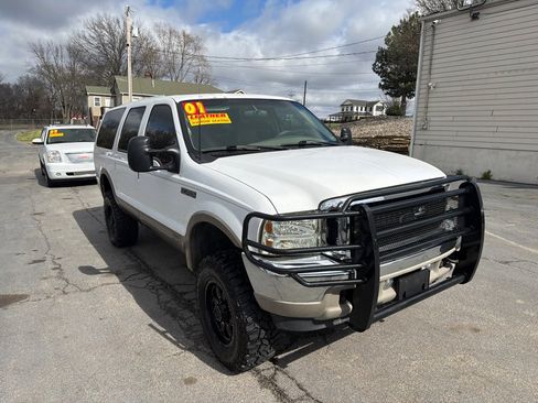 Used 2001 Ford Excursion Limited image 4