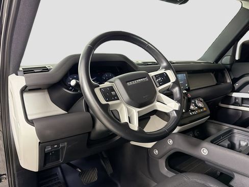 Certified 2023 Land Rover Defender 90 S AWD/4WD image 9
