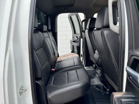 Used 2023 GMC Sierra 2500 Pro w/ Convenience Package AWD/4WD image 9