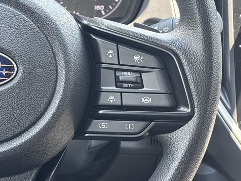 Certified 2025 Subaru Crosstrek 2.5i Premium AWD/4WD image 8