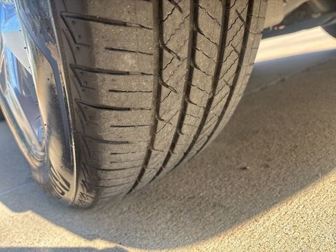 Used 2024 Toyota Sienna Limited AWD/4WD image 20