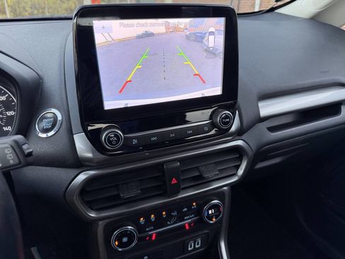 Used 2020 Ford EcoSport SE image 24