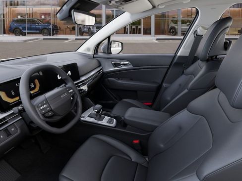 New 2026 Kia Sportage EX FWD image 17