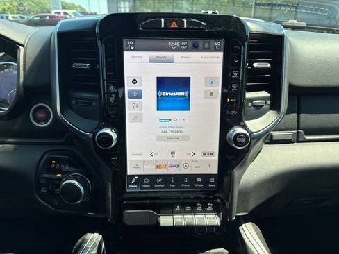 Used 2022 RAM 1500 Big Horn AWD/4WD image 16
