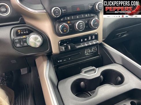 Used 2019 RAM 1500 Laramie AWD/4WD image 14