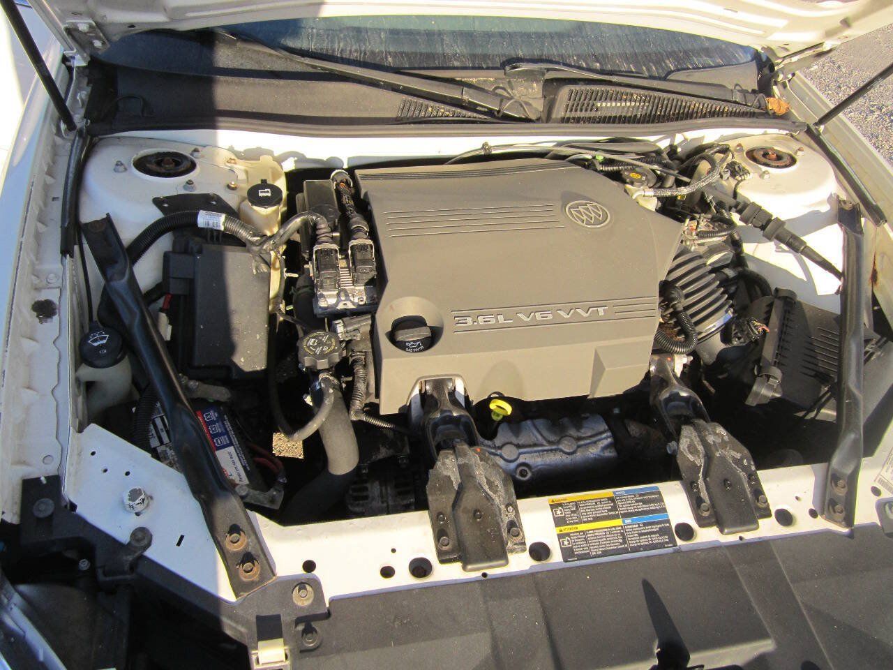 Used 2006 Buick LaCrosse CXS FWD image 14