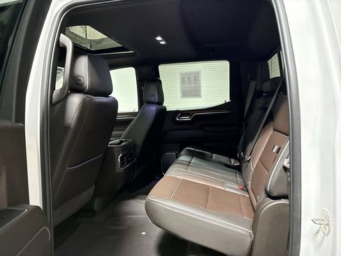 Used 2023 GMC Sierra 1500 Denali w/ Denali Reserve Package AWD/4WD image 24