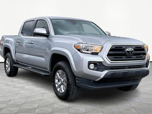 Used 2018 Toyota Tacoma SR5 image 1