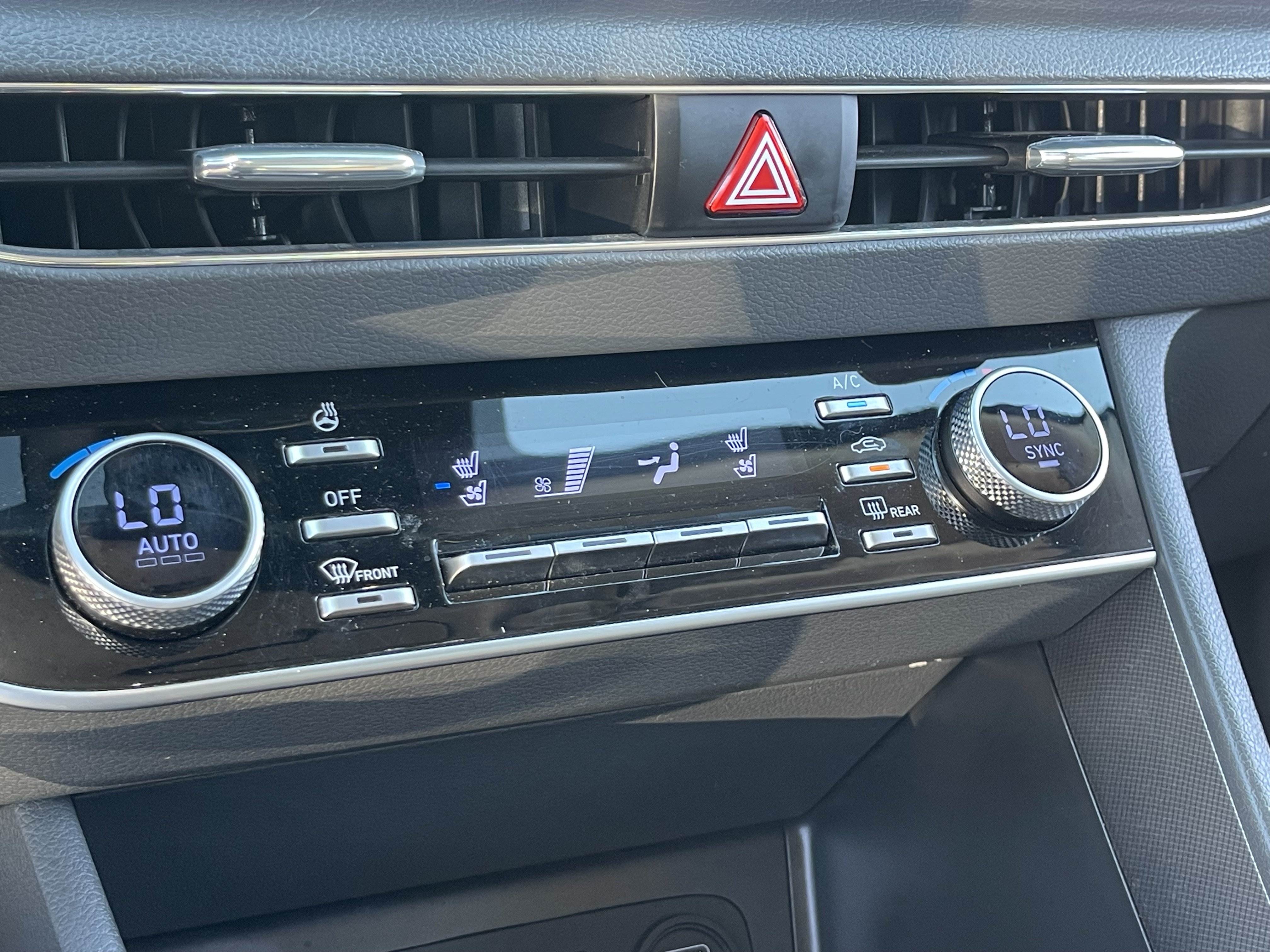 Used 2023 Hyundai Sonata Limited FWD image 29