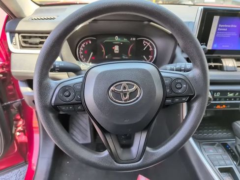 Certified 2025 Toyota RAV4 XLE AWD/4WD image 14