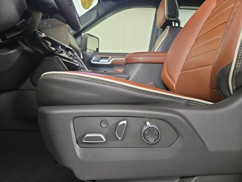 Used 2024 GMC Sierra 2500 Denali Ultimate image 33