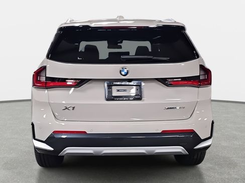 New 2026 BMW X1 xDrive28i w/ Technology Package image 3