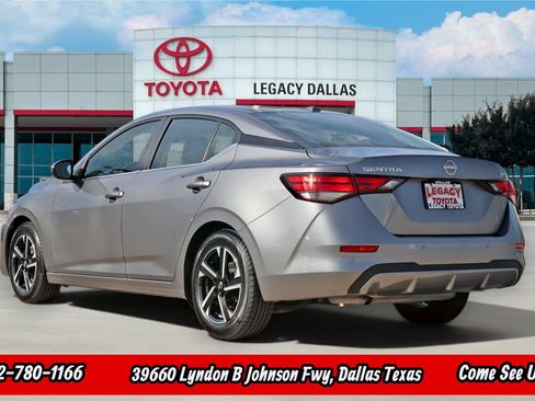 Used 2024 Nissan Sentra SV FWD image 7