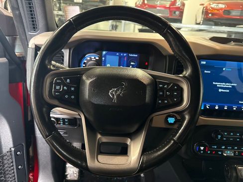 Used 2023 Ford Bronco Wildtrak image 76