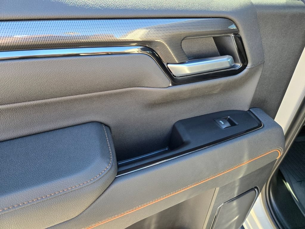 Used 2026 GMC Sierra 1500 AT4 w/ AT4 Premium Package AWD/4WD image 18