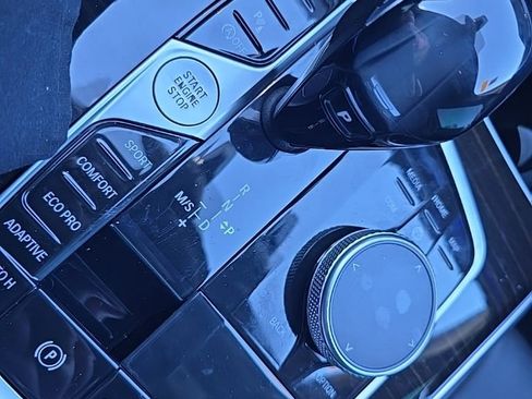 Used 2019 BMW X5 xDrive40i w/ Convenience Package image 16